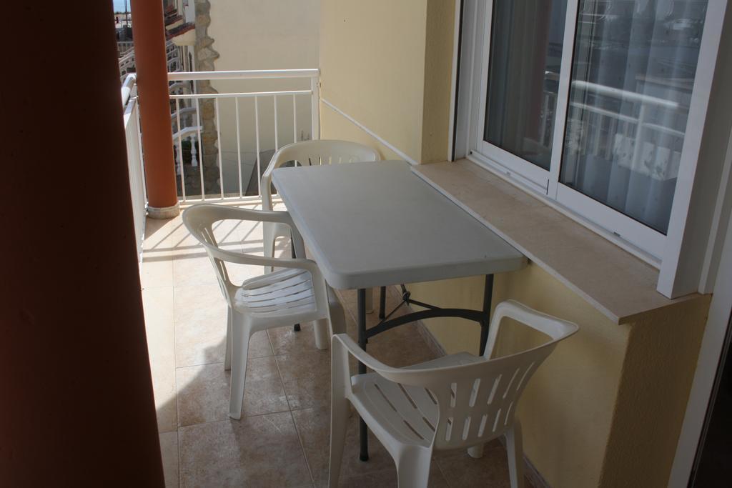 Alquileres Figuerola Oasis Park Apartment Peniscola Exterior photo